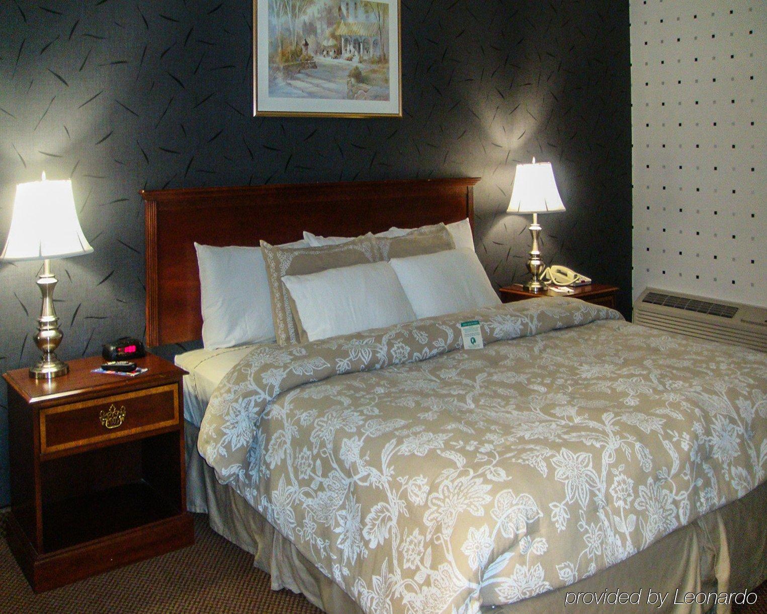 Plaza Inn & Suites Hagerstown Εξωτερικό φωτογραφία