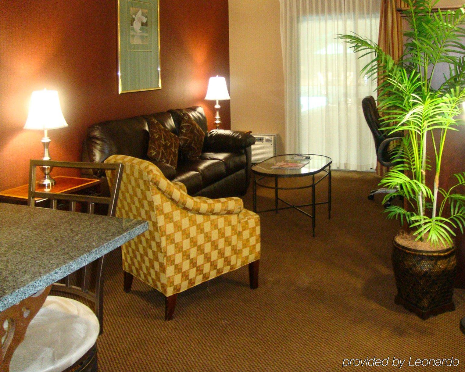 Plaza Inn & Suites Hagerstown Εξωτερικό φωτογραφία