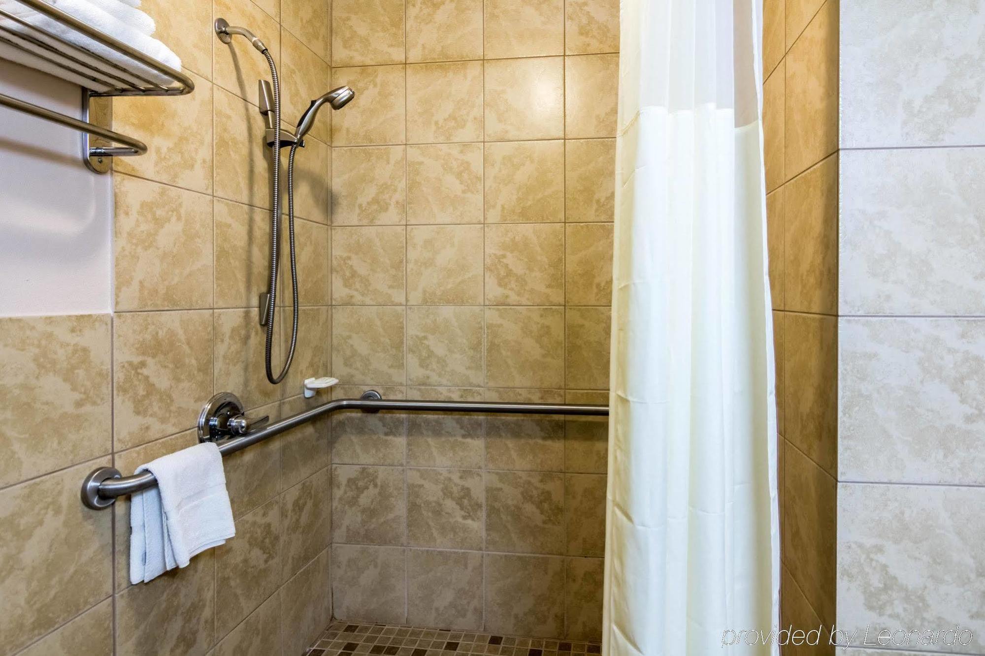Plaza Inn & Suites Hagerstown Εξωτερικό φωτογραφία