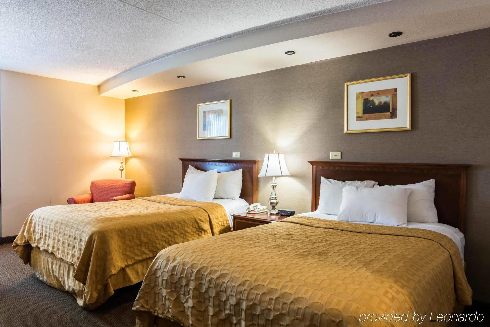 Plaza Inn & Suites Hagerstown Εξωτερικό φωτογραφία