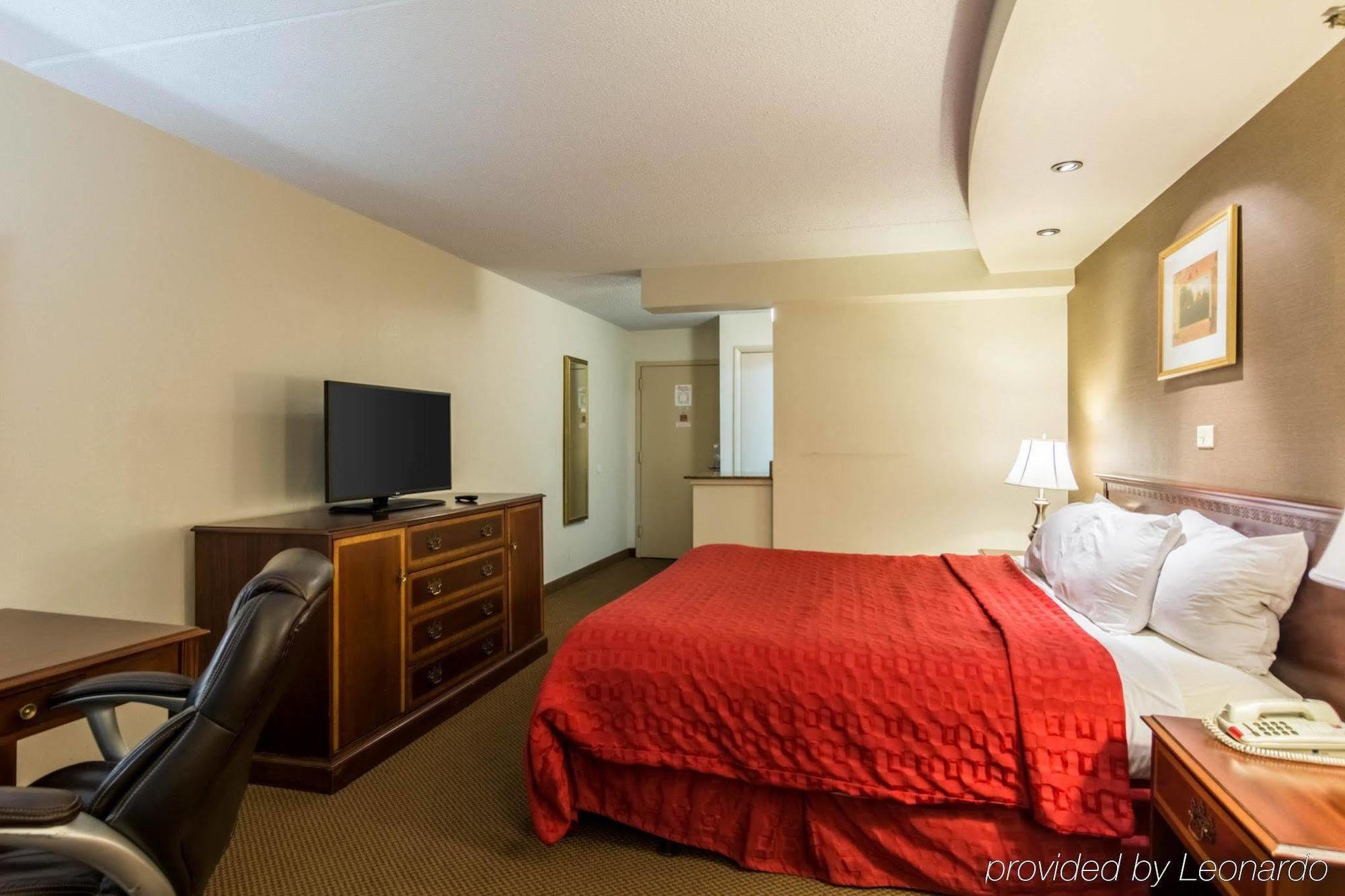 Plaza Inn & Suites Hagerstown Εξωτερικό φωτογραφία