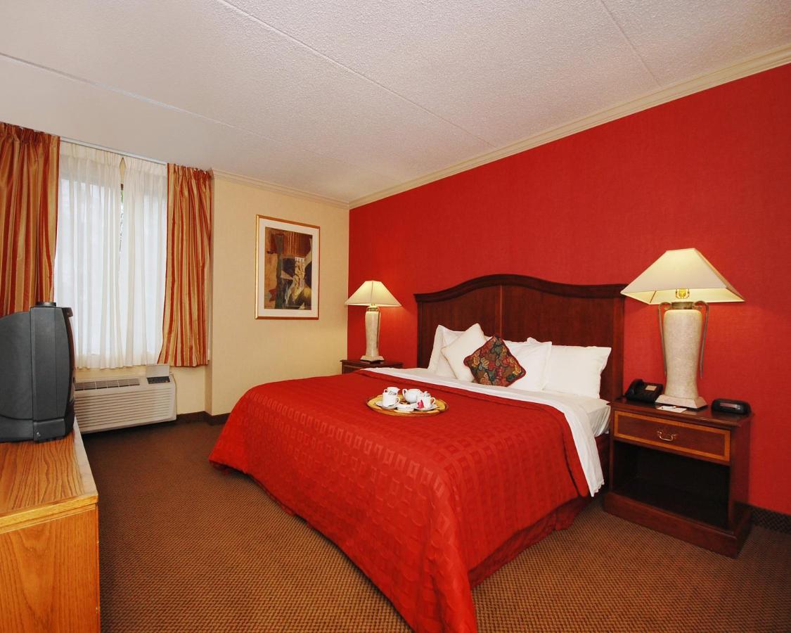 Plaza Inn & Suites Hagerstown Εξωτερικό φωτογραφία